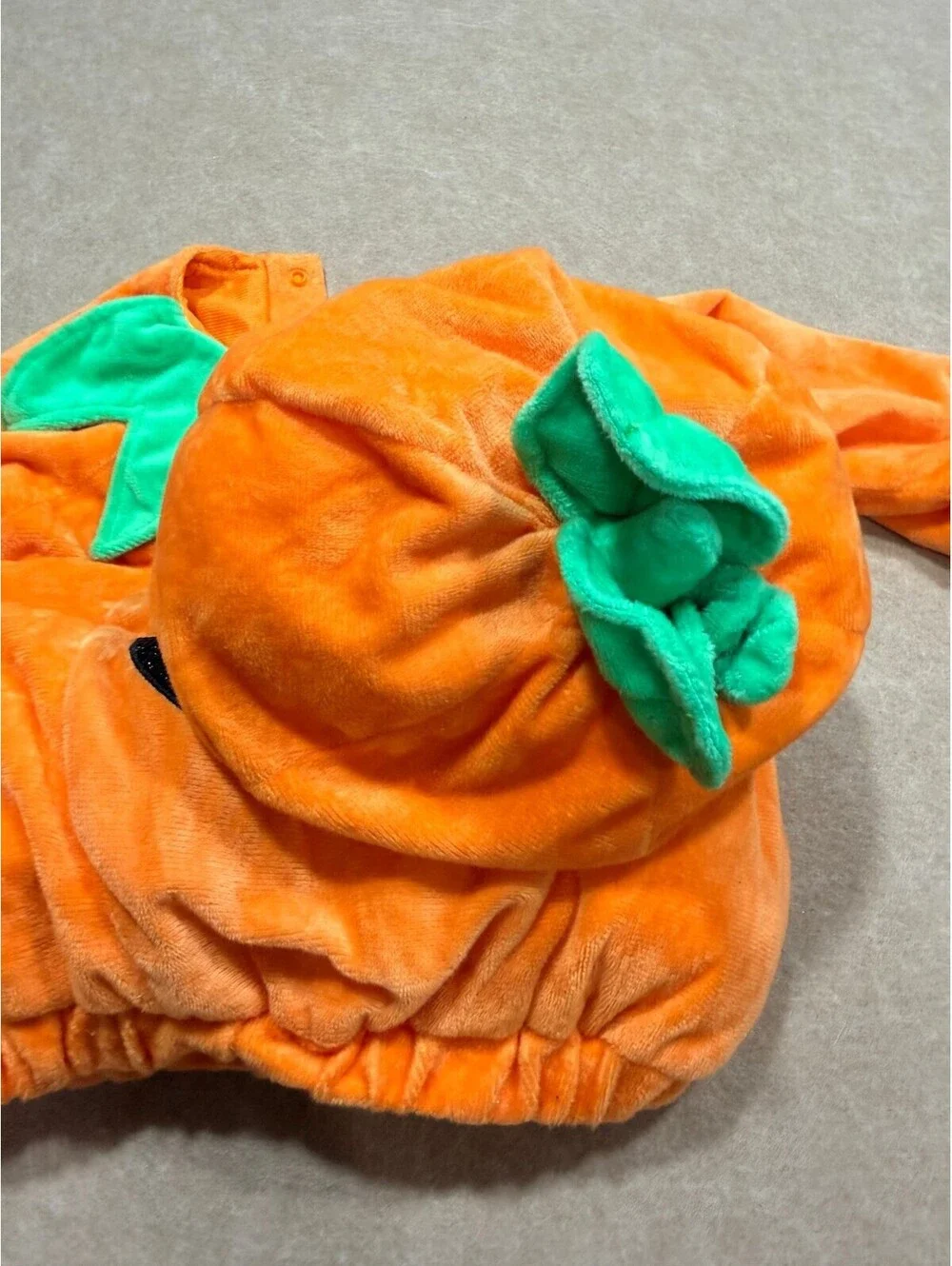Target Baby pumpkin Halloween cosplay costume with hat 0-6month